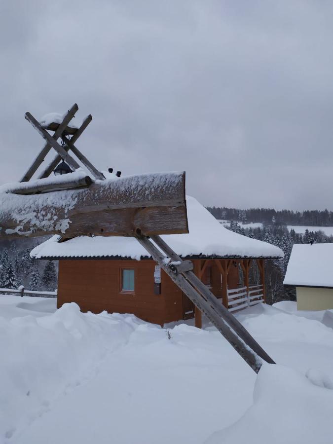 Chatki Niwki U Zboja Кросченко Экстерьер фото